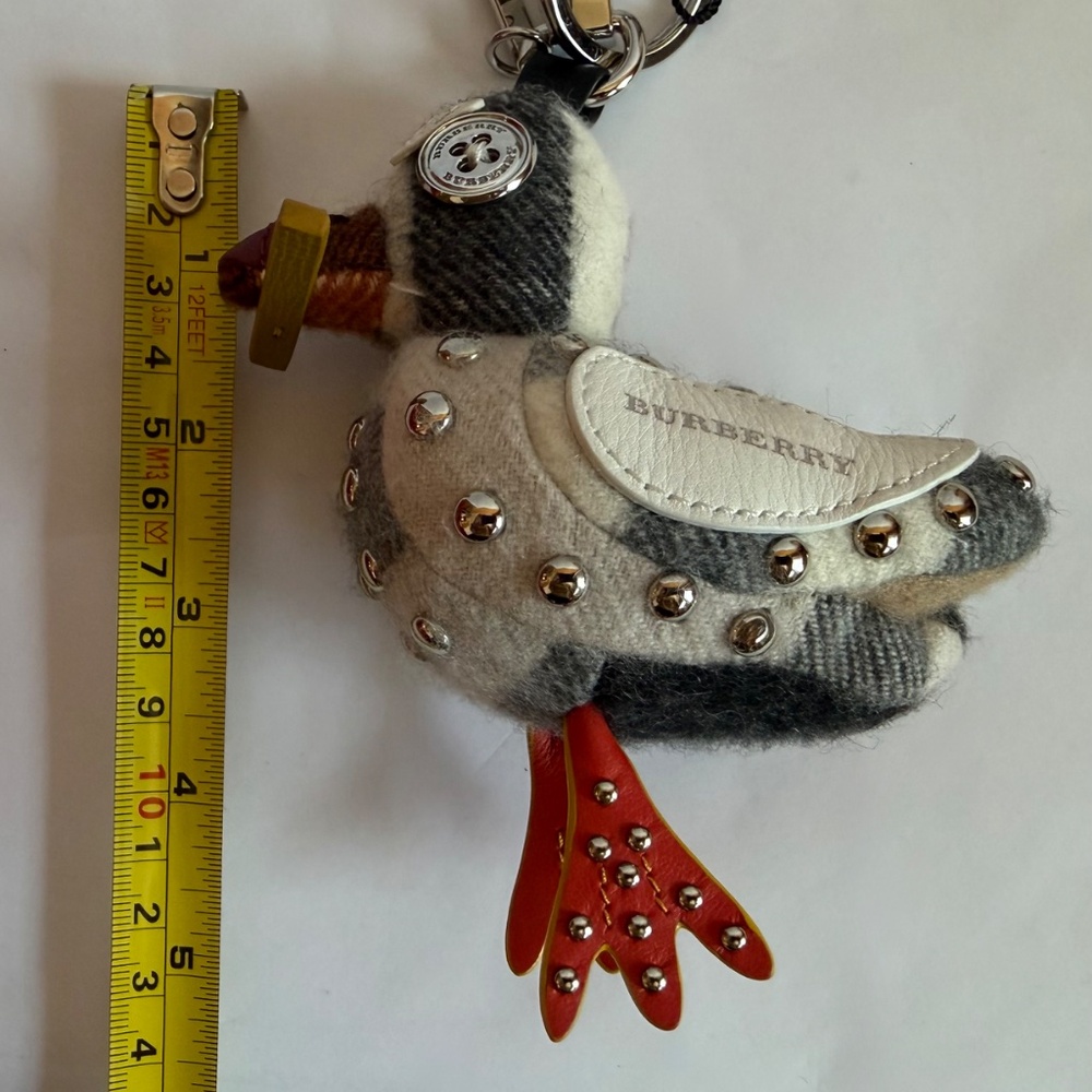 NWT Burberry Seagull Studded Key Ring/Keychain/Bag Charm - Picture 10 of 10